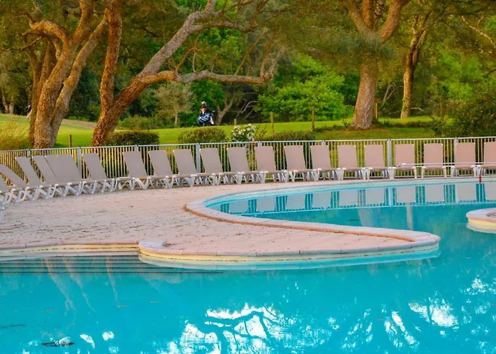 40 **** Golf Surf A Pieds