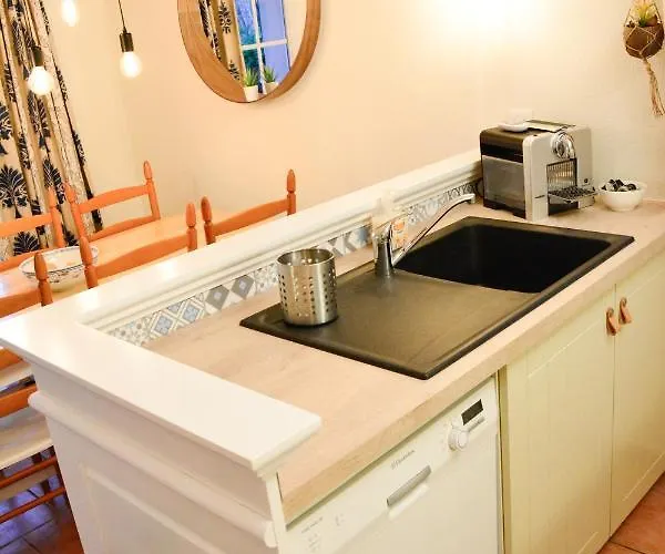 Nyaraló 40 **** Golf Surf A Pieds